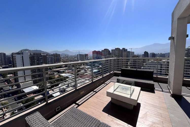Moderno departamento , metro irarrazaval - Imagen 13