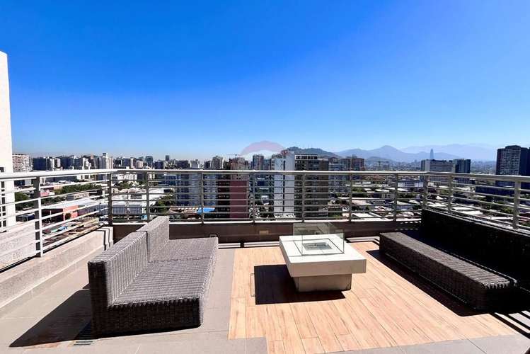 Moderno departamento , metro irarrazaval - Imagen 16
