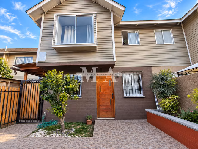  Vende Casa 3D 3B + Est. + Patio + Jardín en Puente Alto