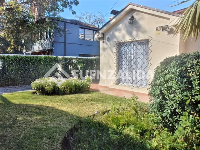 Venta, Bungolow 197/620 m2, La Reina, sector Troncos Viejos
