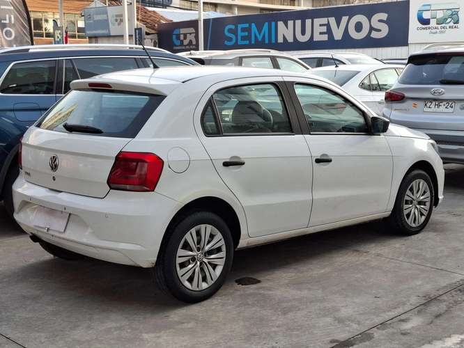 VOLKSWAGEN GOL 2020