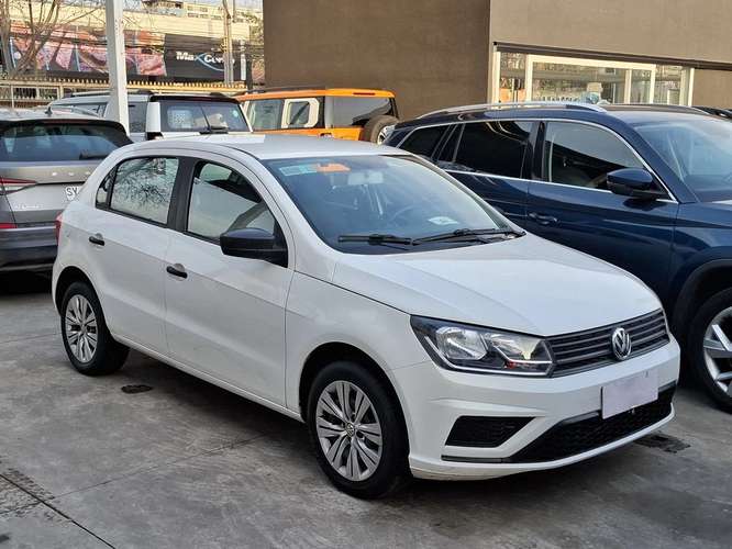 VOLKSWAGEN GOL 2020