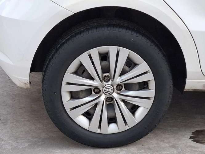 VOLKSWAGEN GOL 2020