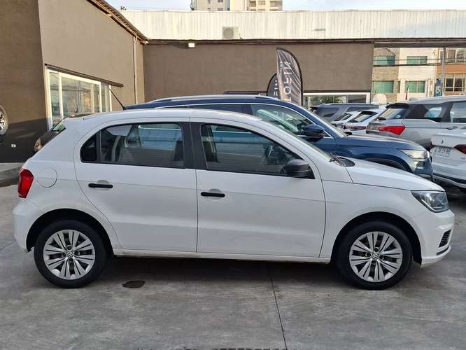 VOLKSWAGEN GOL 2020