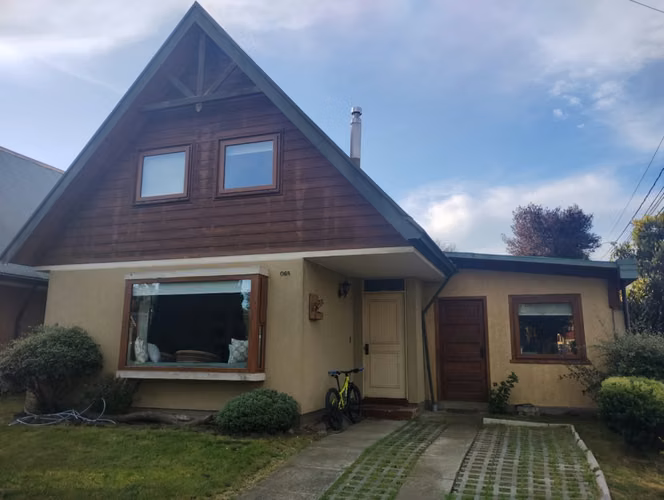 Vendemos Bonita Casa En Tranquilo Condominio Temuco