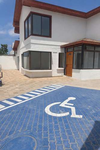 Arriendo Comercial en Excelente Ubicación y Alta Conectividad