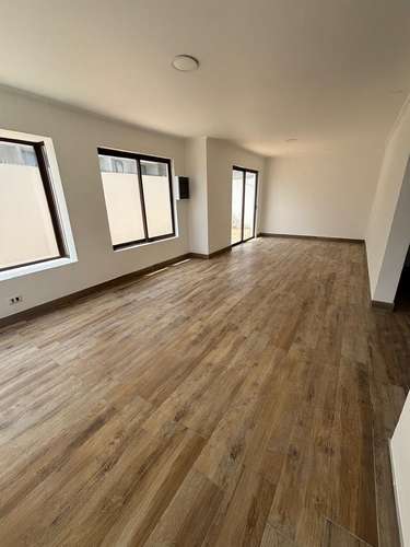  Propiedad de Gran Capacidad en Sector Estratégico de La Serena