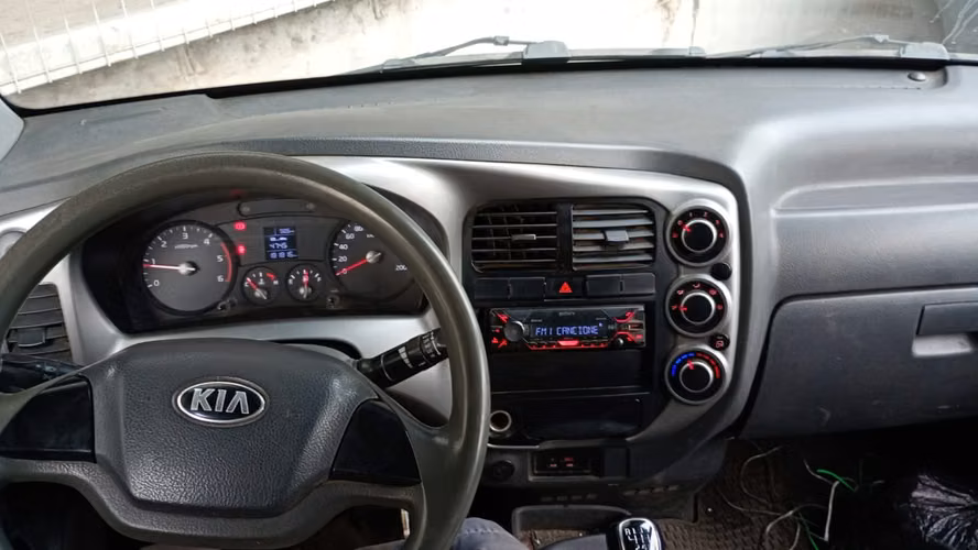 kia frontier 2.5  año 2019