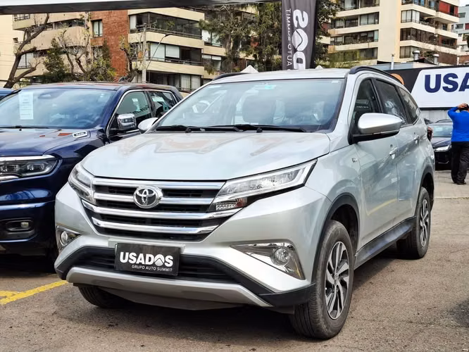 TOYOTA RUSH 2024