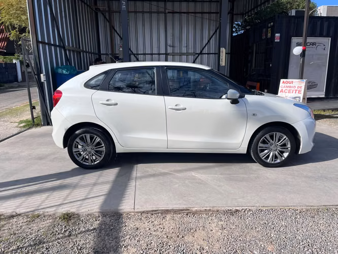 SUZUKI BALENO GLS - Imagen 9