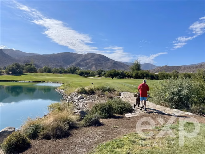 Hacienda de Chicureo, sitio borde cancha, visita guiada ! - Imagen 1