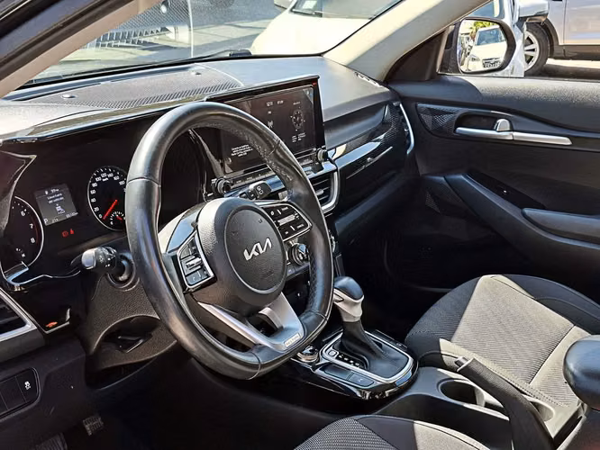 KIA SELTOS 2022 - Imagen 9