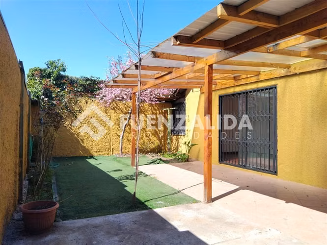 Casa en arriendo de 3 dorm. en La Florida