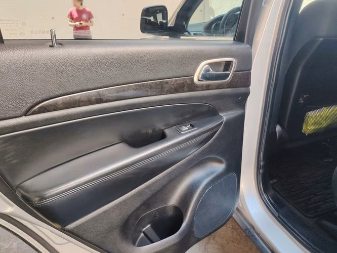JEEP GRAND CHEROKEE LAREDO 3.6 - 2011 | 2676 - Imagen 13