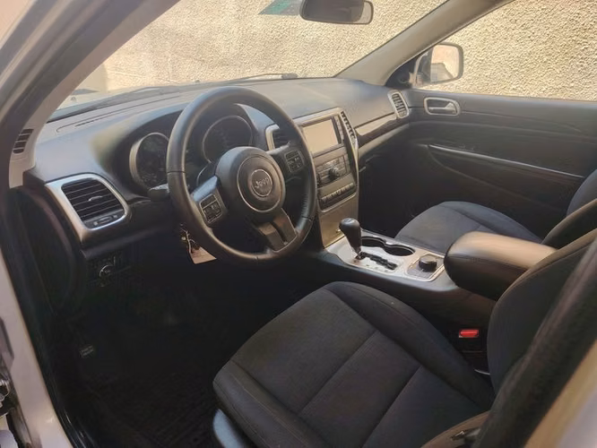 JEEP GRAND CHEROKEE LAREDO 3.6 - 2011 | 2676 - Imagen 7