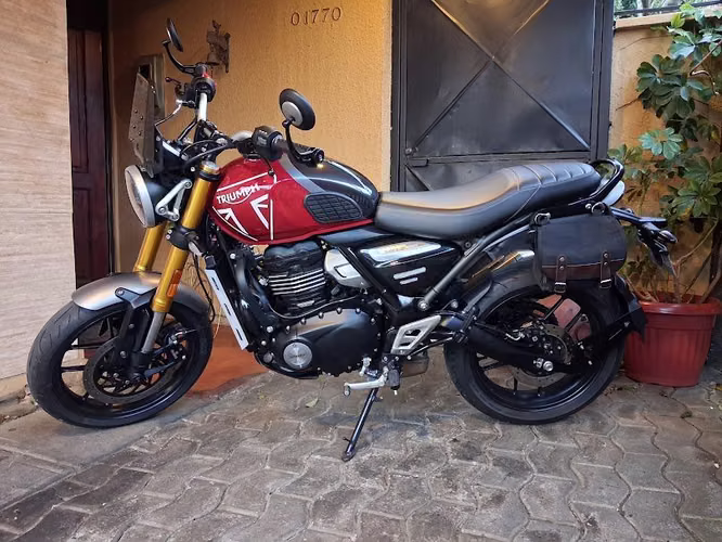 Triumph Speed 400 (2025) – ¡Prácticamente Nueva