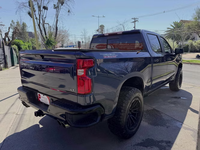 CHEVROLET SILVERADO Z71 5.3 AUT 4X4 DESCUENTA IVA FULL CUERO TECHO CARPLAY CAMARA VER EN LAS CONDES 2022