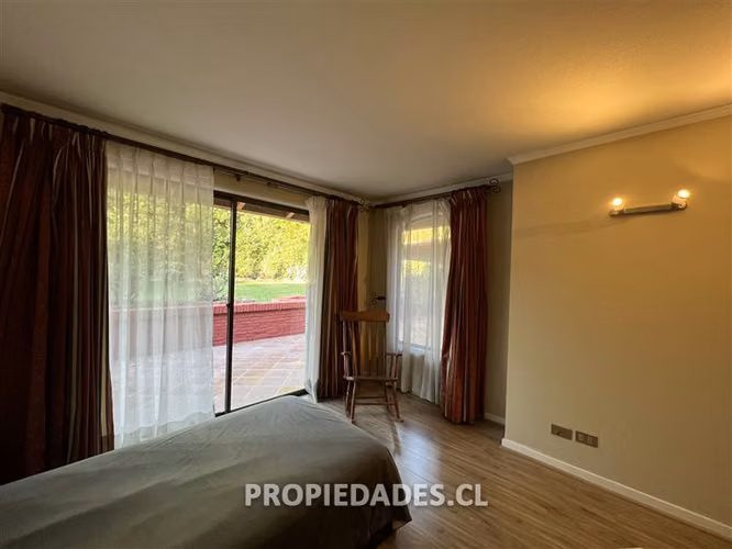 Casa en arriendo de 4 dorm. en Lo Barnechea - Imagen 6