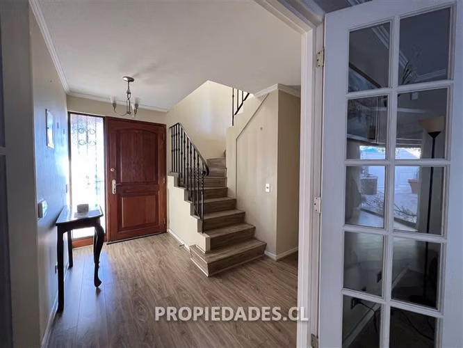 Casa en arriendo de 4 dorm. en Lo Barnechea - Imagen 5