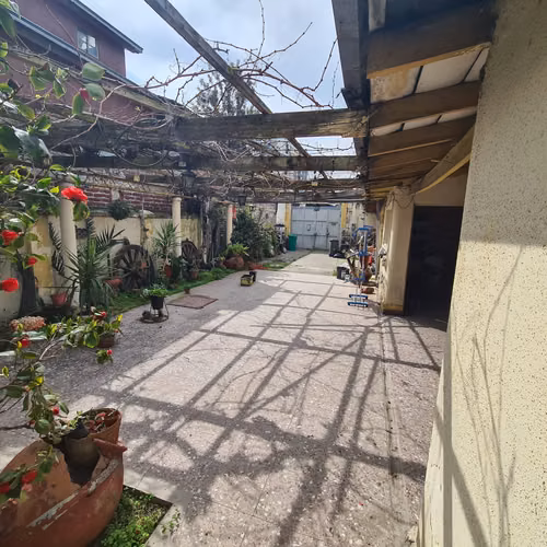SE VENDE CASA GRAN OPORTUNIDAD DE INVERSIÓN EN ESTACIÓN CENTRAL – 300 M² DE TERRENO - Imagen 7