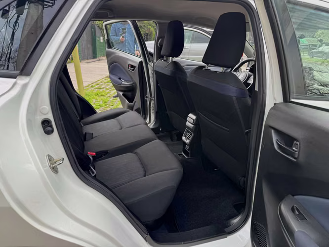 SUZUKI BALENO GLS 1.5 AUTOMATICO CARPLAY CLIMATIZADOR CAMARA 2024 - Imagen 15
