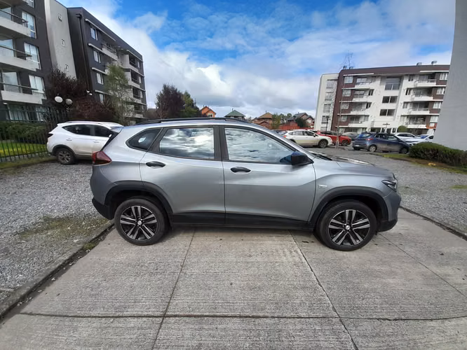 Chevrolet Tracker Año 2024 Modelo 1.2T LS MT R - Imagen 2