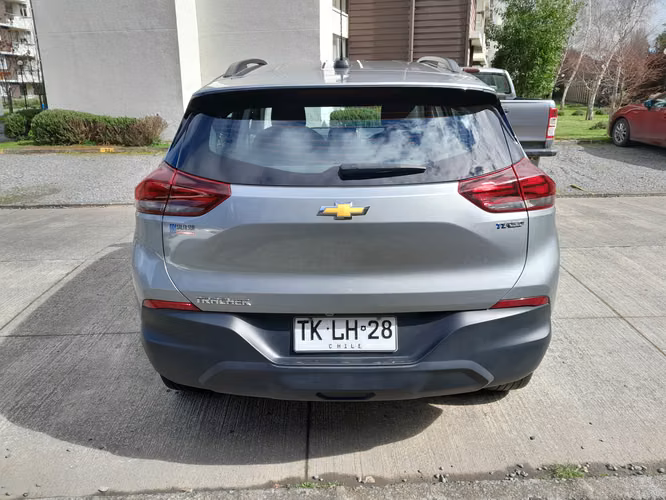 Chevrolet Tracker Año 2024 Modelo 1.2T LS MT R - Imagen 6