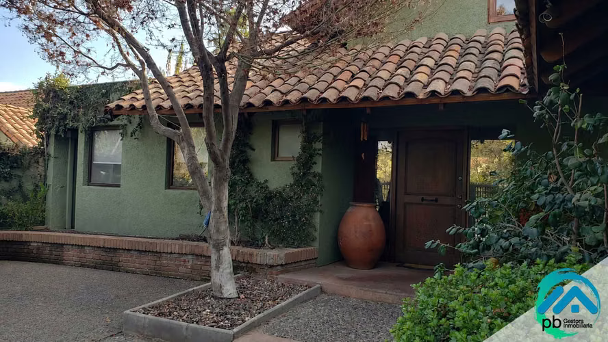 Casa En Venta Camino Del Chin, Parque Huinganal (181954)