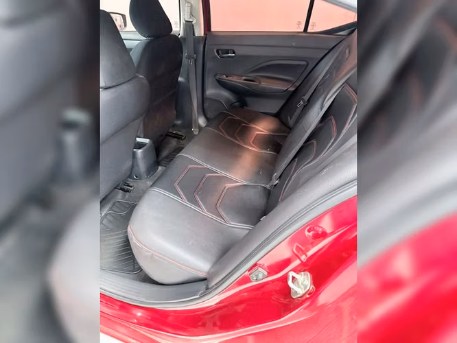 NISSAN VERSA 2020 - Imagen 4