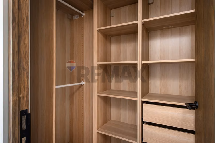 Casa remodelada quincho plaza y conectividad - Imagen 22