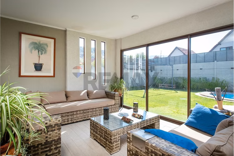 Venta casa en santa elena chicureo