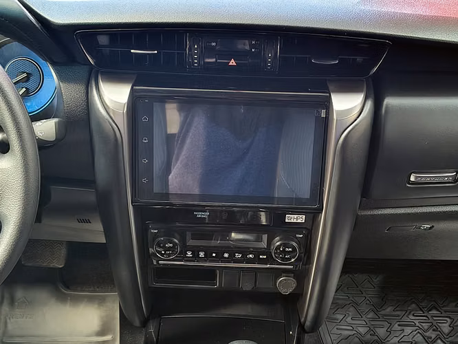TOYOTA FORTUNER 2025