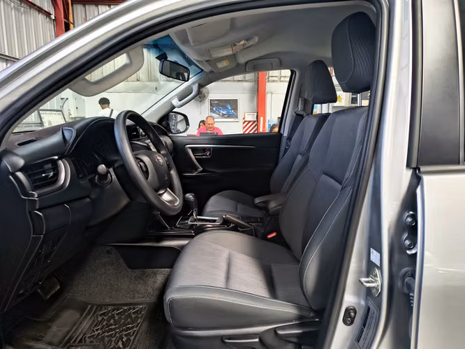 TOYOTA FORTUNER 2025