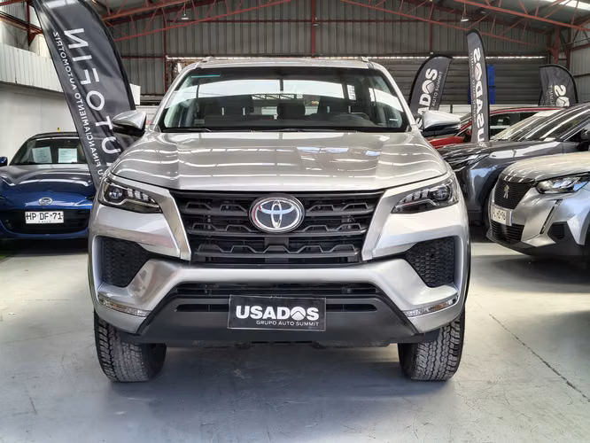 TOYOTA FORTUNER 2025