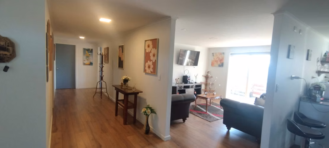 PARCELA CON 3 CASAS Y 1 QUINCHO