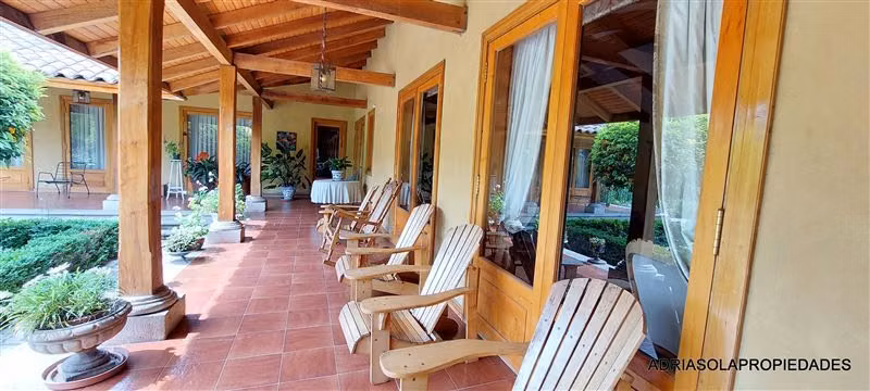Islita de Maipo 594 m2 de estilo en 1 hectárea de parque
