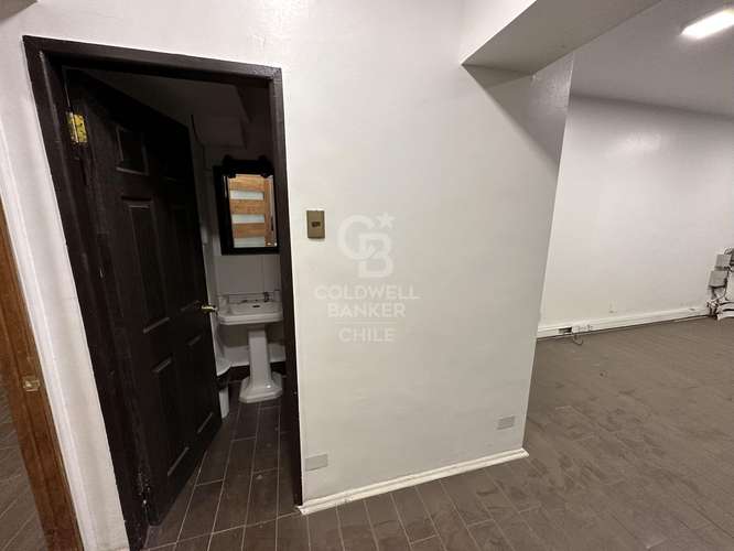 Amplia Oficina en el corazón de Santiago - Imagen 16