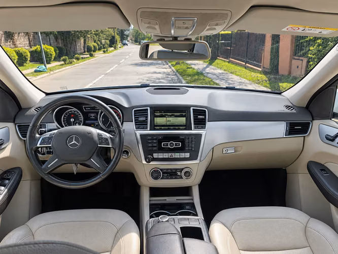 MERCEDES BENZ ML 250 BLUE TEC - 2015 | 4597