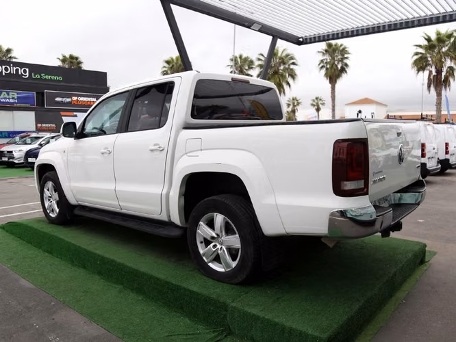 VOLKSWAGEN AMAROK 2023 - Imagen 9