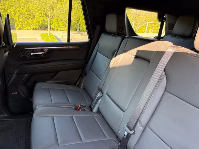 Chevrolet Tahoe TAHOE 4X4 5.3L AUT 2026 - Imagen 10