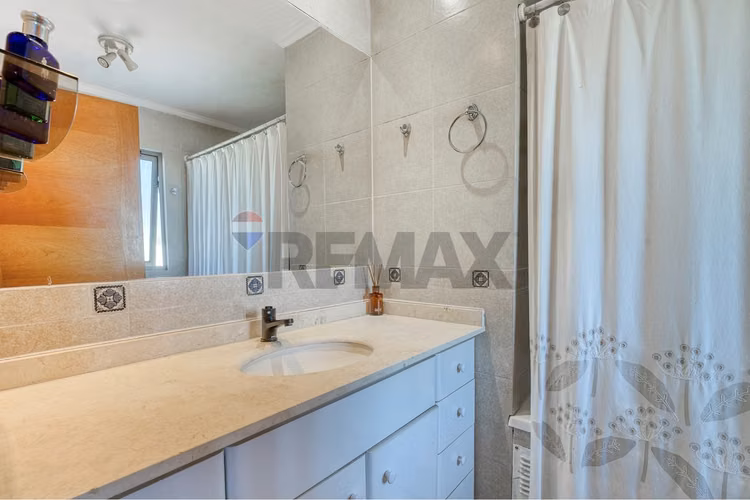 Casa familiar en excelente sector  de la reina - Imagen 21
