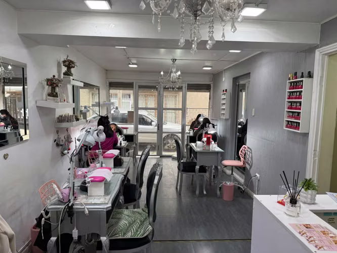 Rebajada! Amplia propiedad comercial en arriendo, a pasos de Mall Marina, Viña del Mar - Imagen 3