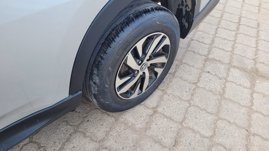 Toyota RUSH XLI 1.5 FULL MEC. 1.5 • 4x2 • Mecánica • 2023w - Imagen 7
