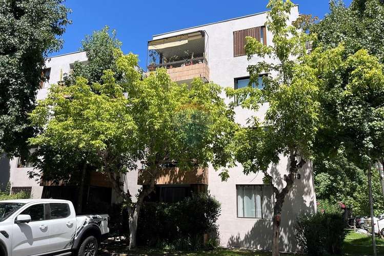 Departamento 3d+2b+e. bajos gc. las condes