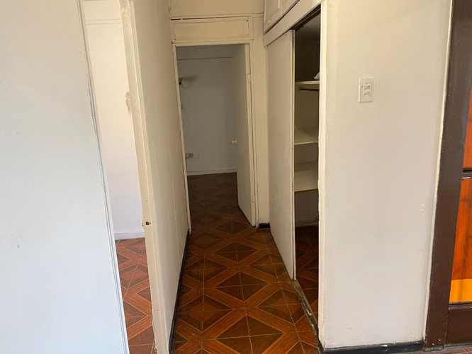 Sólida Propiedad Residencial - Calle Vilcún, Coviefi - 4 Dormitorios, 3 Baños - Imagen 10