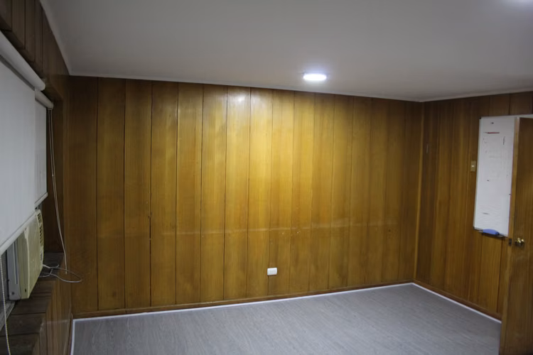 EN VENTA OFICINA IMPECABLE EN GALERÍA ALESSANDRI - Imagen 10