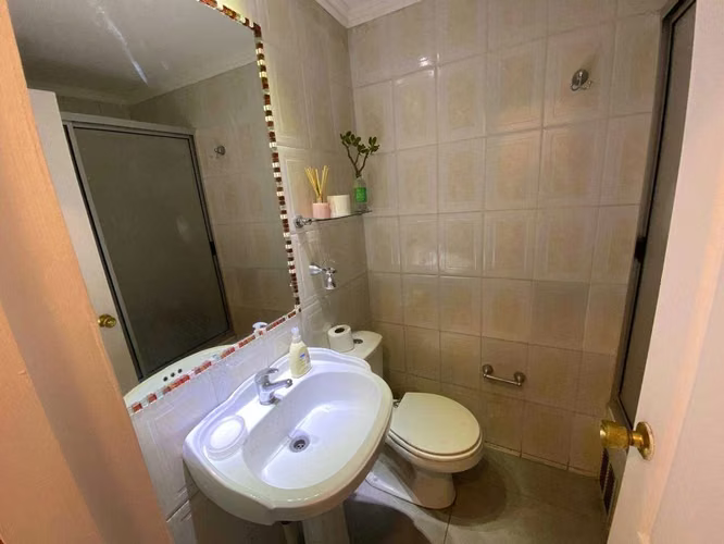Casa Amplia y Luminosa en Sector Exclusivo (181995) - Imagen 10