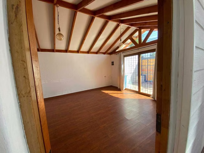 Casa Amplia y Luminosa en Sector Exclusivo (181995) - Imagen 18