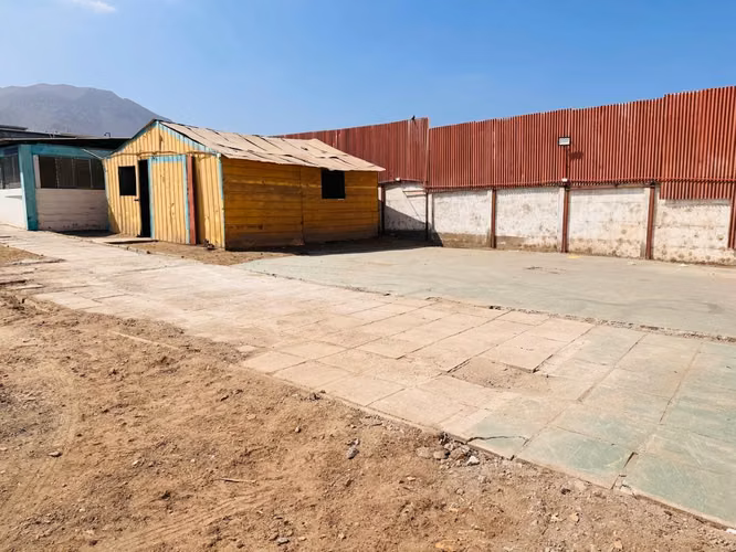 VENDO TERRENO PARA USO DE EQUIPAMIENTO, ACOPIO,  CONSTRUCCIÓN  VIVIENDA EN ALTURA SECTOR NORTE DE LA CIUDAD DE ANTOFAGASTA.