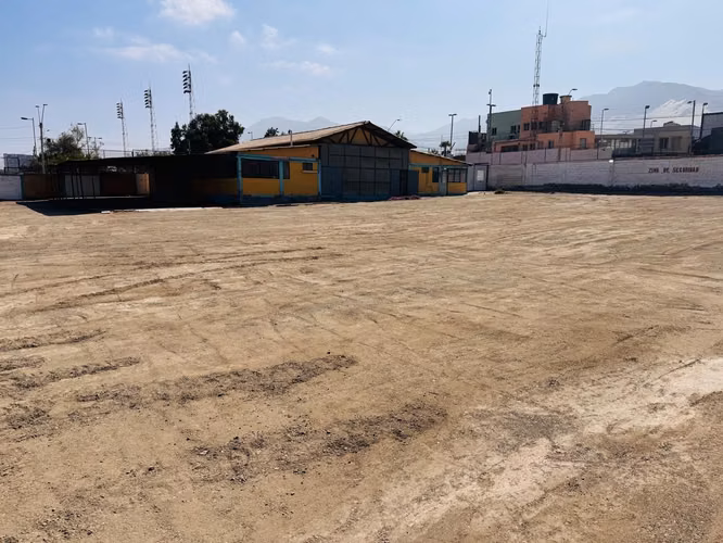 VENDO TERRENO PARA USO DE EQUIPAMIENTO, ACOPIO,  CONSTRUCCIÓN  VIVIENDA EN ALTURA SECTOR NORTE DE LA CIUDAD DE ANTOFAGASTA.